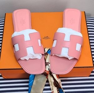 Hermes Sandals
